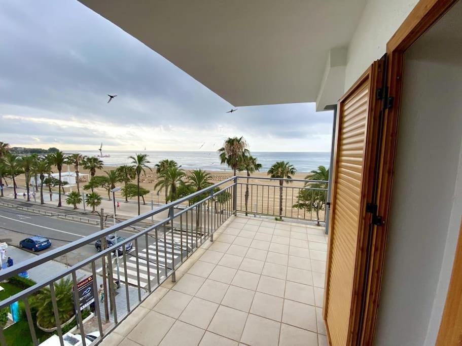 For A Stay Horizonte Mar Кембрилс Екстериор снимка